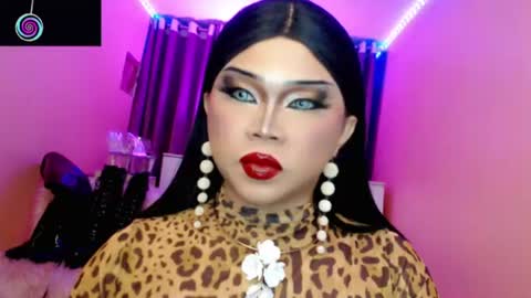 Queen Mireska online show from July 10, 2026, 1:47 pm