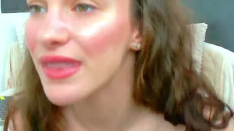 Amira online show from July 9, 2026, 4:38 am