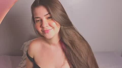 Snapshot of amy_vans_ chatting on June 11, 2026, 12:32 am Amy nickname Kirby online show from June 11, 2026, 12:32 am
