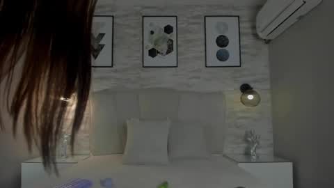Snapshot of amydexter chatting on May 19, 2026, 11:05 am amydexter online show from May 19, 2026, 11:05 am