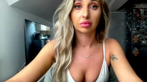 amyroberta92 online show from July 23, 2026, 6:44 am