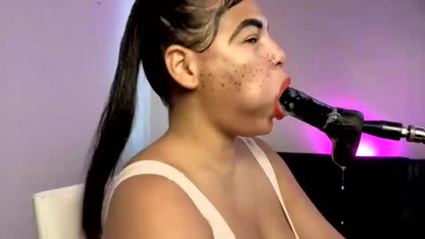 Anabel Alice Gandara online show from August 2, 2026, 4:27 pm