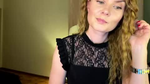 Ana online show from July 4, 2026, 11:33 pm