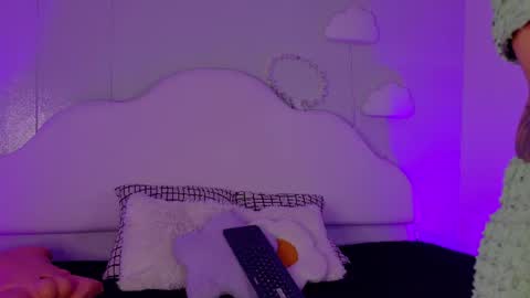 Kendra  online show from July 20, 2026, 9:34 am
