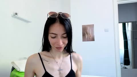 sweetSin online show from July 13, 2026, 7:22 am