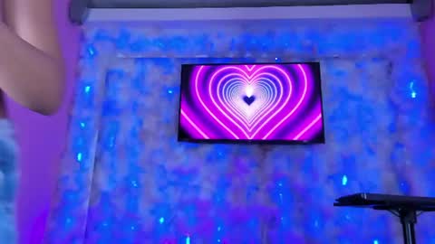 Snapshot of andrea_giraldo_ chatting on June 28, 2026, 8:04 pm Andrea online show from June 28, 2026, 8:04 pm