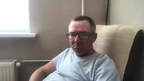 Snapshot of andreass60 chatting on June 15, 2026, 5:42 am andreass60 online show from June 15, 2026, 5:42 am