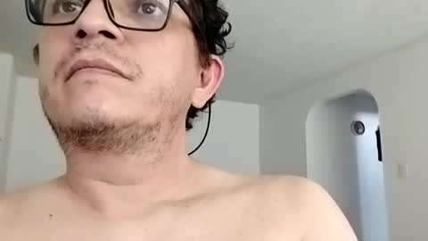andresfloga online show from June 28, 2026, 4:35 pm