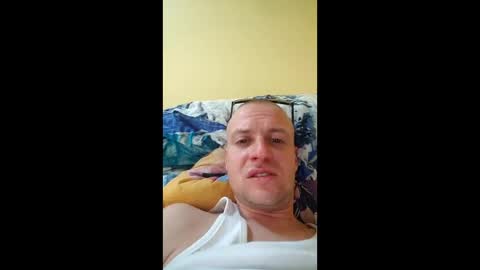 andrew3356577 online show from May 31, 2026, 6:09 pm
