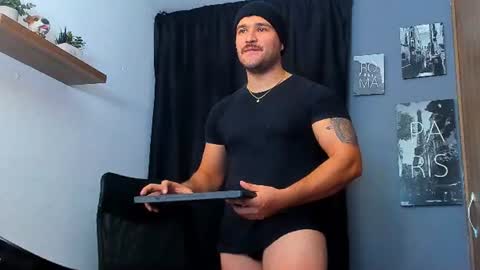 Andrew Diaz online show from July 25, 2026, 6:55 am