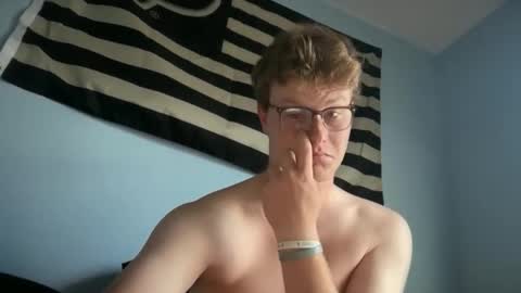 Snapshot of andyhasabigdick chatting on May 7, 2026, 9:31 pm Andy online show from May 7, 2026, 9:31 pm
