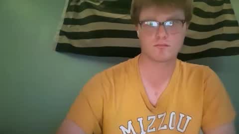Snapshot of andyhasabigdick chatting on June 2, 2026, 1:29 am Andy online show from June 2, 2026, 1:29 am