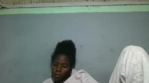 angeeliine online show from July 19, 2026, 6:55 pm