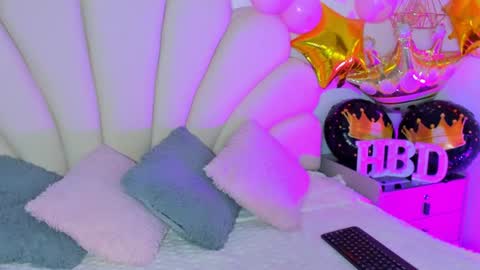 Angel online show from June 17, 2026, 1:12 pm