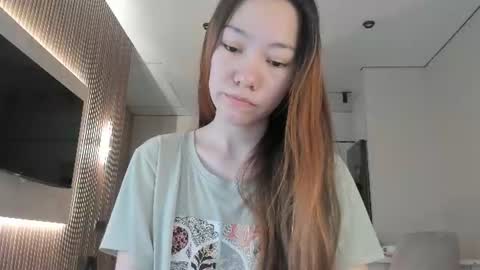Luluu Chu  online show from July 20, 2026, 1:24 pm