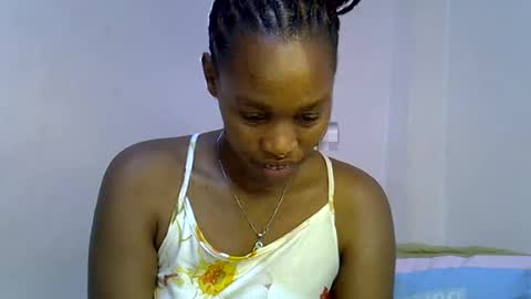 angel_mia5 online show from July 27, 2026, 3:52 pm