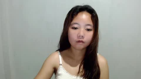 angel_piecumxx online show from July 19, 2026, 8:34 pm