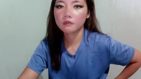 angel_piecumxx online show from July 23, 2026, 3:21 pm