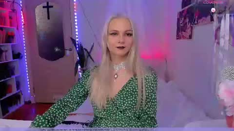 Frida A boost to fortune for the one who gives a thumbs up and a bonus lucky for those who support me by joining the fanclub online show from June 26, 2026, 3:38 pm