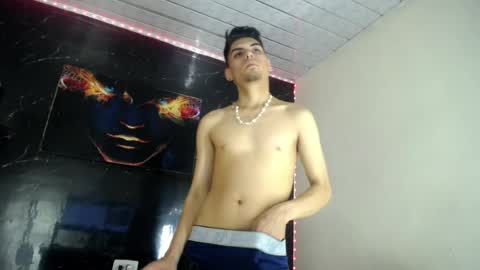 angeldavid_889279 online show from August 6, 2026, 10:11 pm