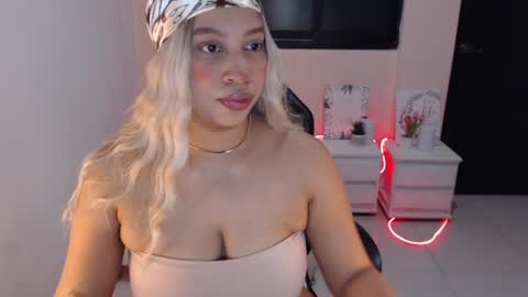 angeli online show from July 24, 2026, 4:32 am