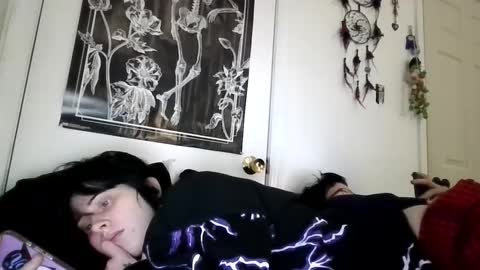 angelinaoakk online show from October 27, 2025, 3:32 am