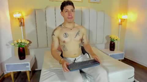 Snapshot of angelsbeaumont chatting on July 15, 2026, 11:26 am Angel Beaumont online show from July 15, 2026, 11:26 am