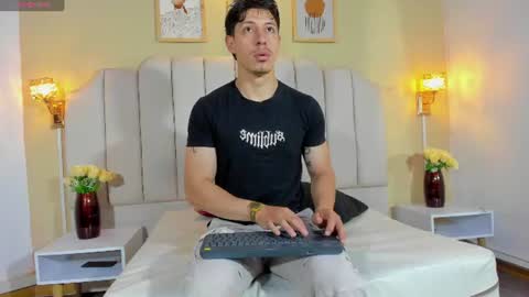 Snapshot of angelsbeaumont chatting on July 21, 2026, 11:23 am Angel Beaumont online show from July 21, 2026, 11:23 am