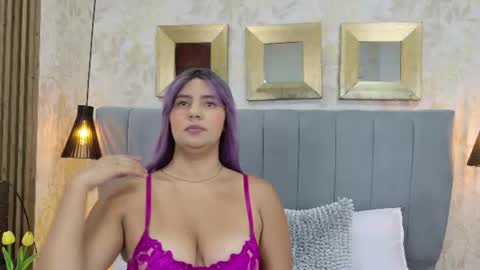 Dania Lpez online show from July 14, 2026, 12:11 pm