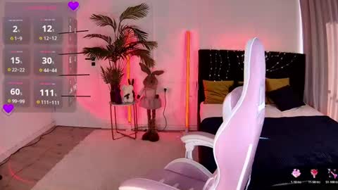 ann_woood online show from June 22, 2026, 2:14 pm