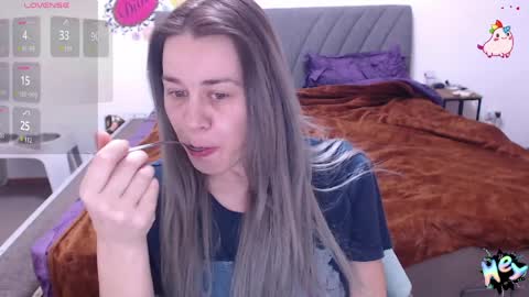 Snapshot of anna_ana chatting on March 28, 2026, 6:07 pm Anadirectgirl online show from March 28, 2026, 6:07 pm