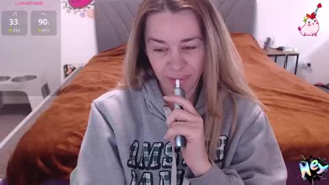 Snapshot of anna_ana chatting on May 30, 2026, 8:00 am Anadirectgirl online show from May 30, 2026, 8:00 am