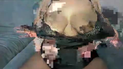 annaholly88 online show from May 17, 2026, 11:28 am
