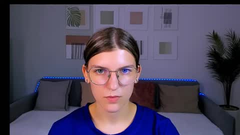 Im Anna online show from June 2, 2026, 9:22 am