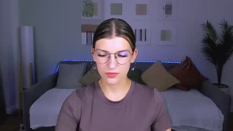 Im Anna online show from June 10, 2026, 3:50 am