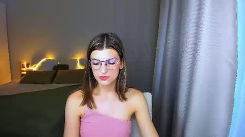 Im Anna online show from June 12, 2026, 4:44 am