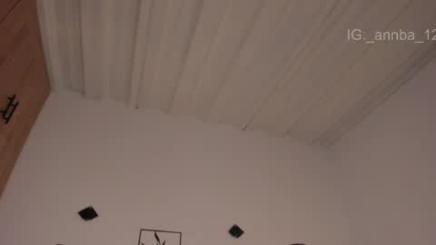 annie_barozzi online show from May 19, 2026, 3:07 pm
