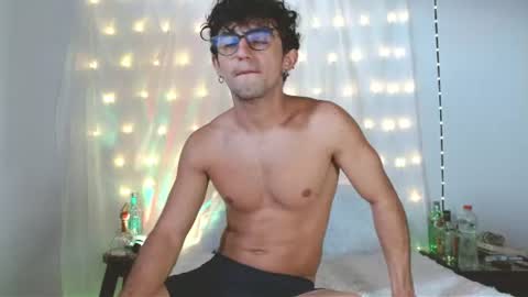Snapshot of annie_jacke chatting on July 9, 2026, 5:39 pm Annie and Jacke online show from July 9, 2026, 5:39 pm