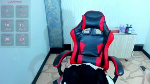 Anniee online show from July 24, 2026, 2:04 pm