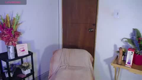 AnnySheby online show from July 25, 2026, 2:53 am