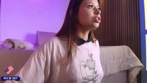 Antonella online show from July 4, 2026, 3:24 am