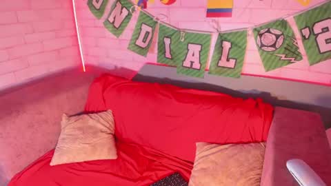 anya_shaffer online show from June 21, 2026, 2:47 am