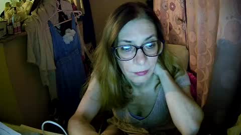 Aphrodity Rox online show from July 30, 2026, 10:42 pm