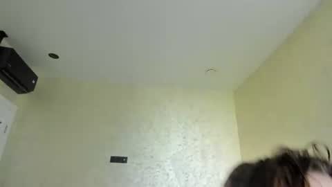 appleyummybuns online show from July 18, 2026, 5:22 am