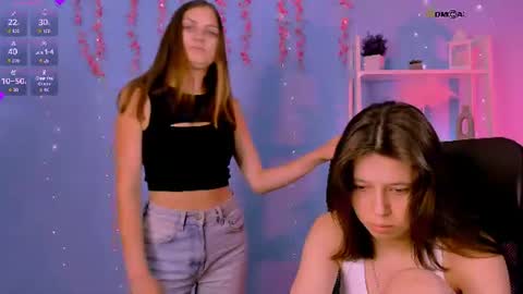 aria_wild_ online show from July 28, 2026, 7:39 pm