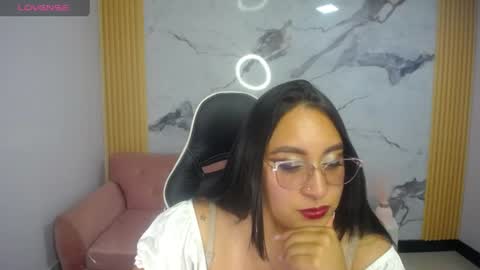 ariabliss_ch online show from June 16, 2026, 9:06 pm