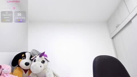 ariacoral online show from July 10, 2026, 1:25 pm