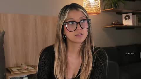 Ariana  online show from July 25, 2026, 2:14 pm