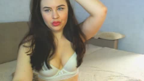 ArianaxSky online show from August 4, 2026, 9:45 am