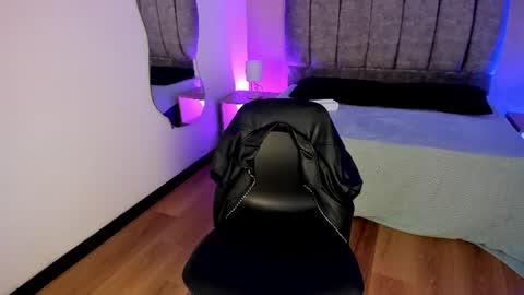 arianna_roxe_ online show from July 5, 2026, 4:19 am